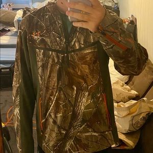 Under Armour Camo Quarter Zip Sweatshirt XL